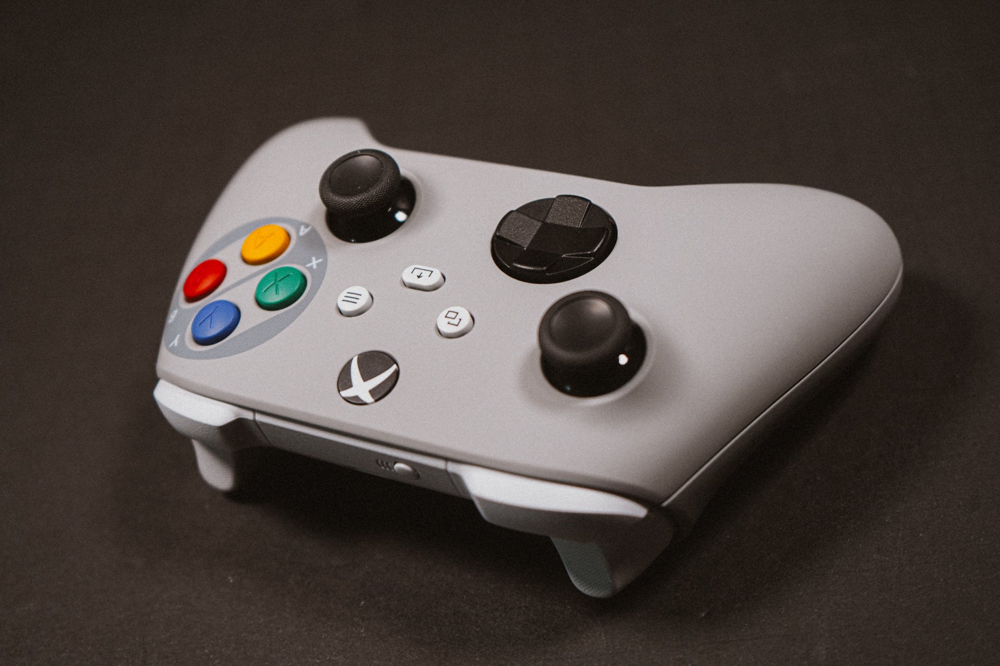24 Hour Ships Classic White Xbox - Cinch Gaming